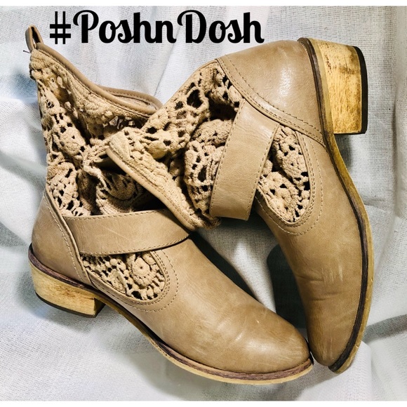 Bare Traps Palena Buckled Crochet Booties in Excellent Condition! - Picture 2 of 16